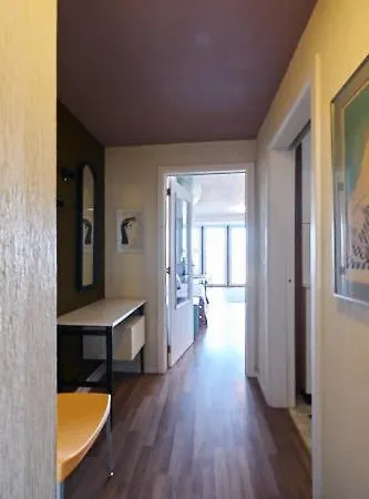 Daire Lecomte - The Shoreline Collection 11 Oostende