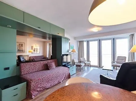 Lecomte - The Shoreline Collection 11 Oostende