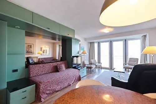 Lecomte - The Shoreline Collection 11 Oostende